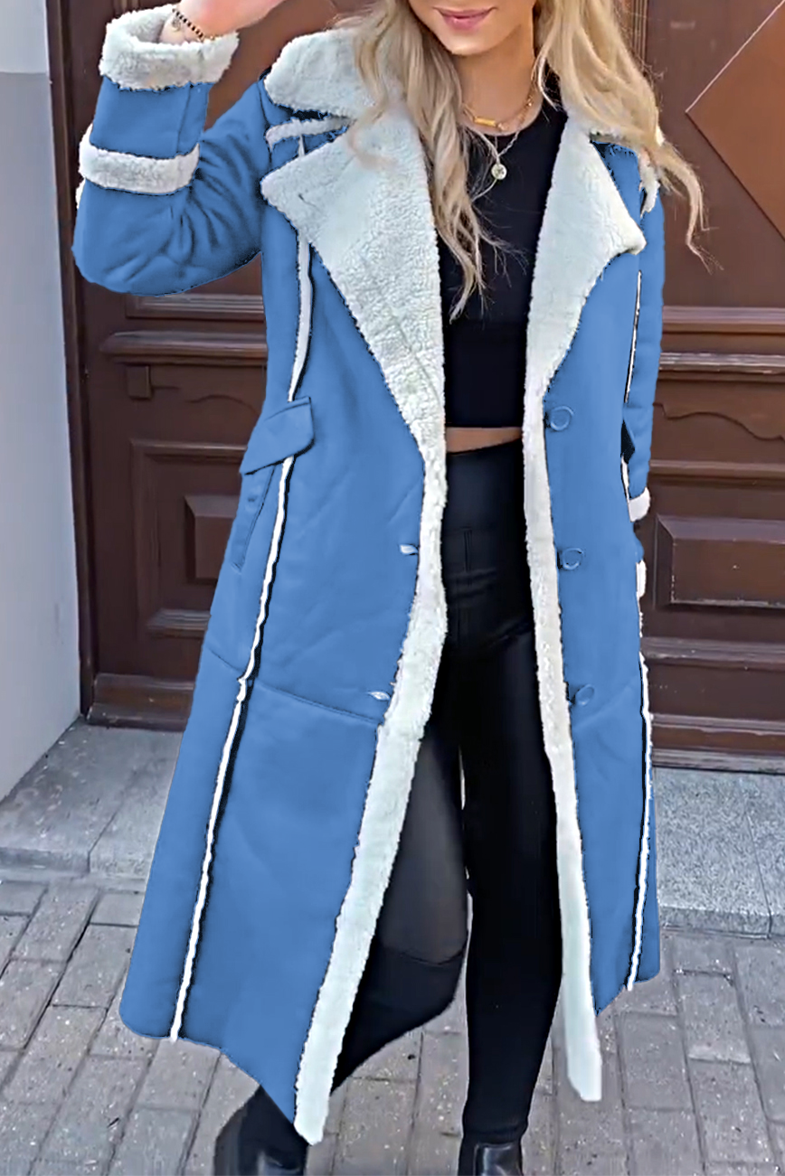 Women's contrast color lapel lamb coat