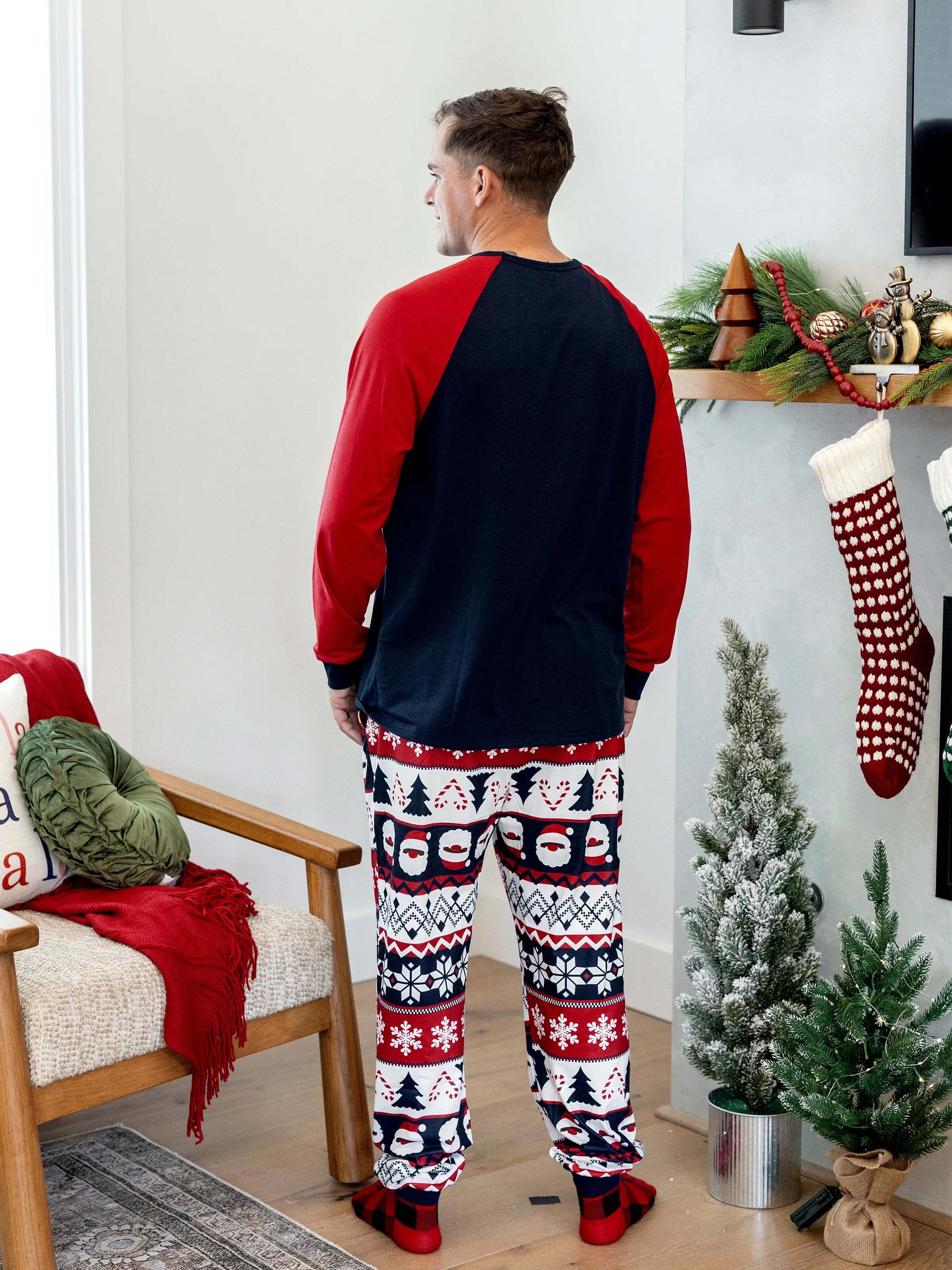 Christmas Matching Family Pajamas Set Glow In The Dark Santa Claus Print PJS with Christmas Socks Deep Blue