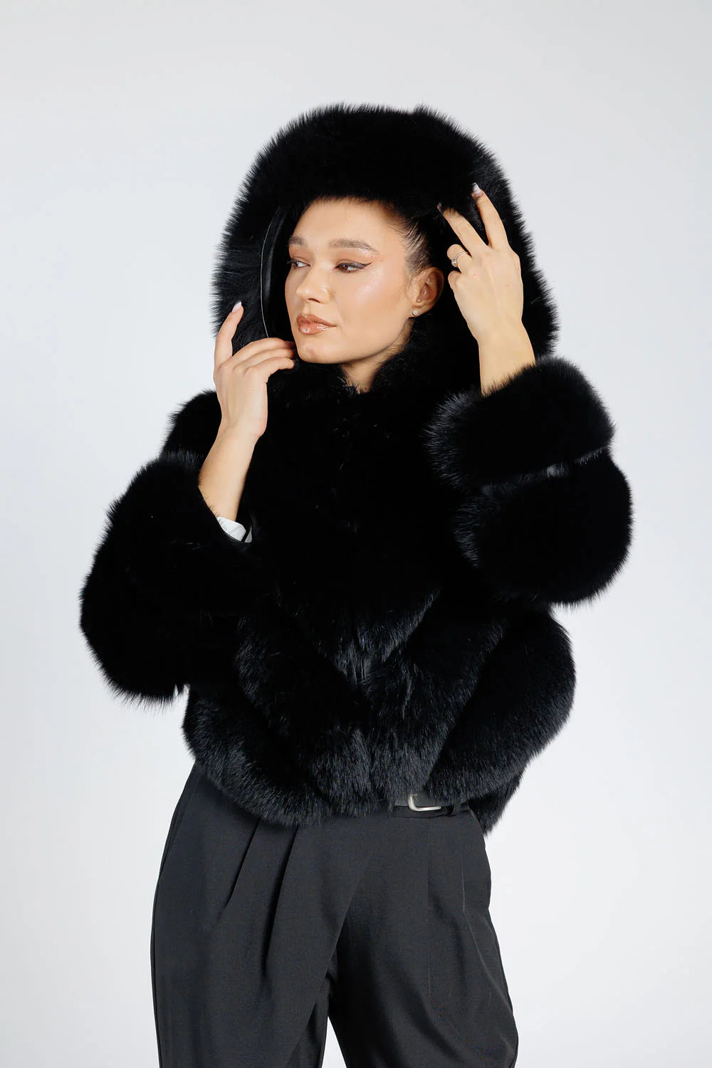 Haină din Blană Naturală de Vulpe Polară, Transformabilă, V Model, cu Glugă Detașabilă, Femei, Diamond 378