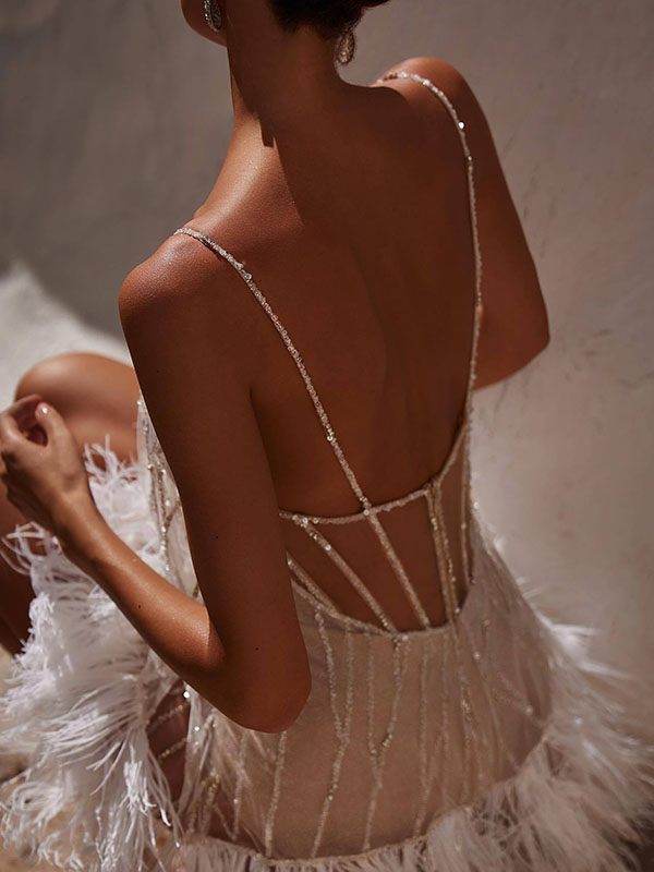 Shiny Sequinned Feathers Splicing Sleevless Spaghetti-Neck Evening Mini Dresses