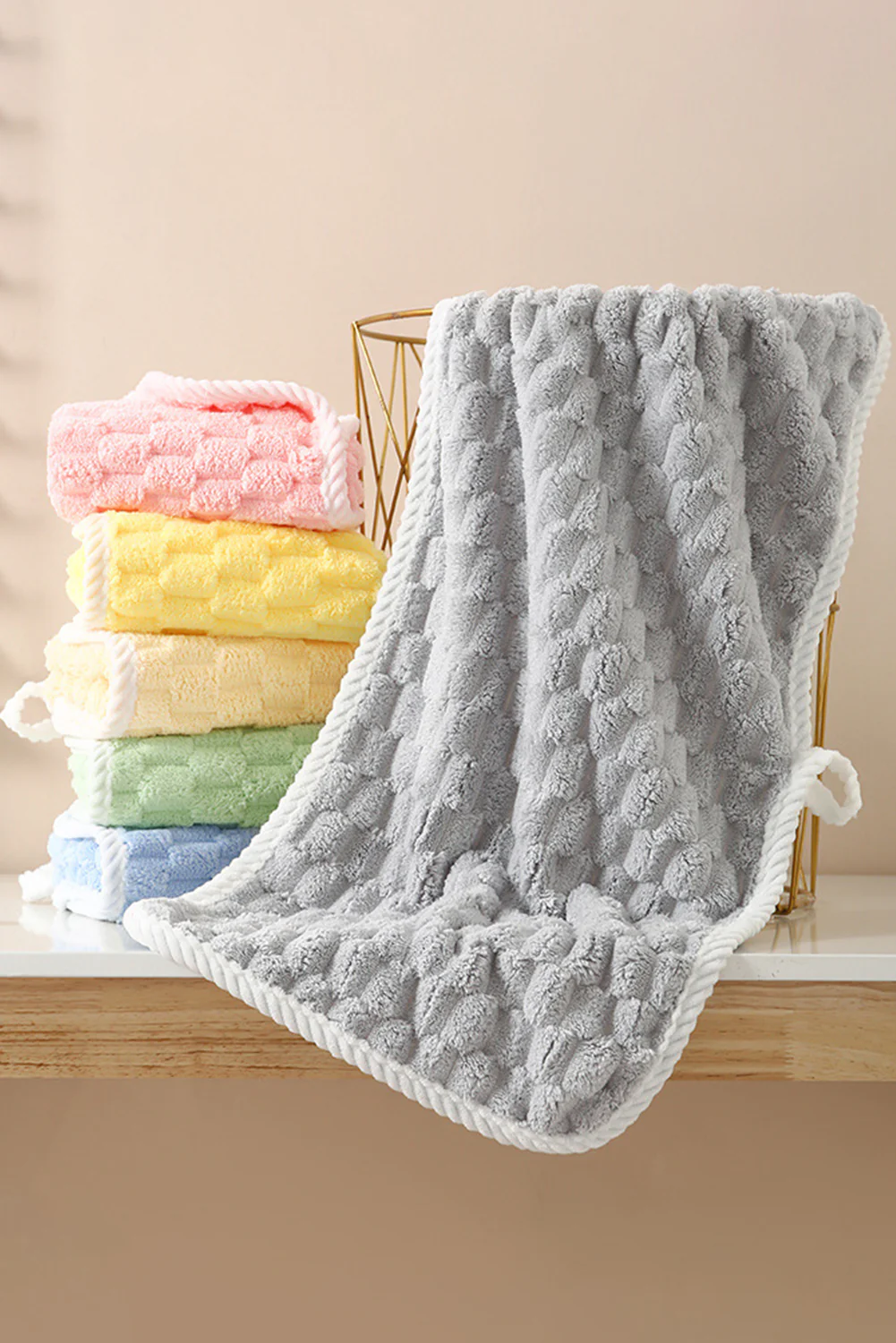 Peach Blossom Textured Soft Bath Towel