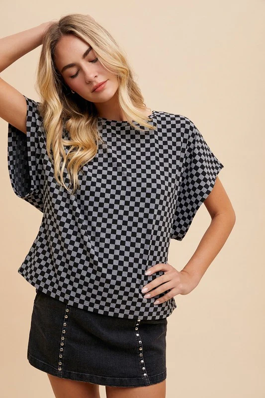 Wear Checkered Round Neck Short Sleeve T-Shirt