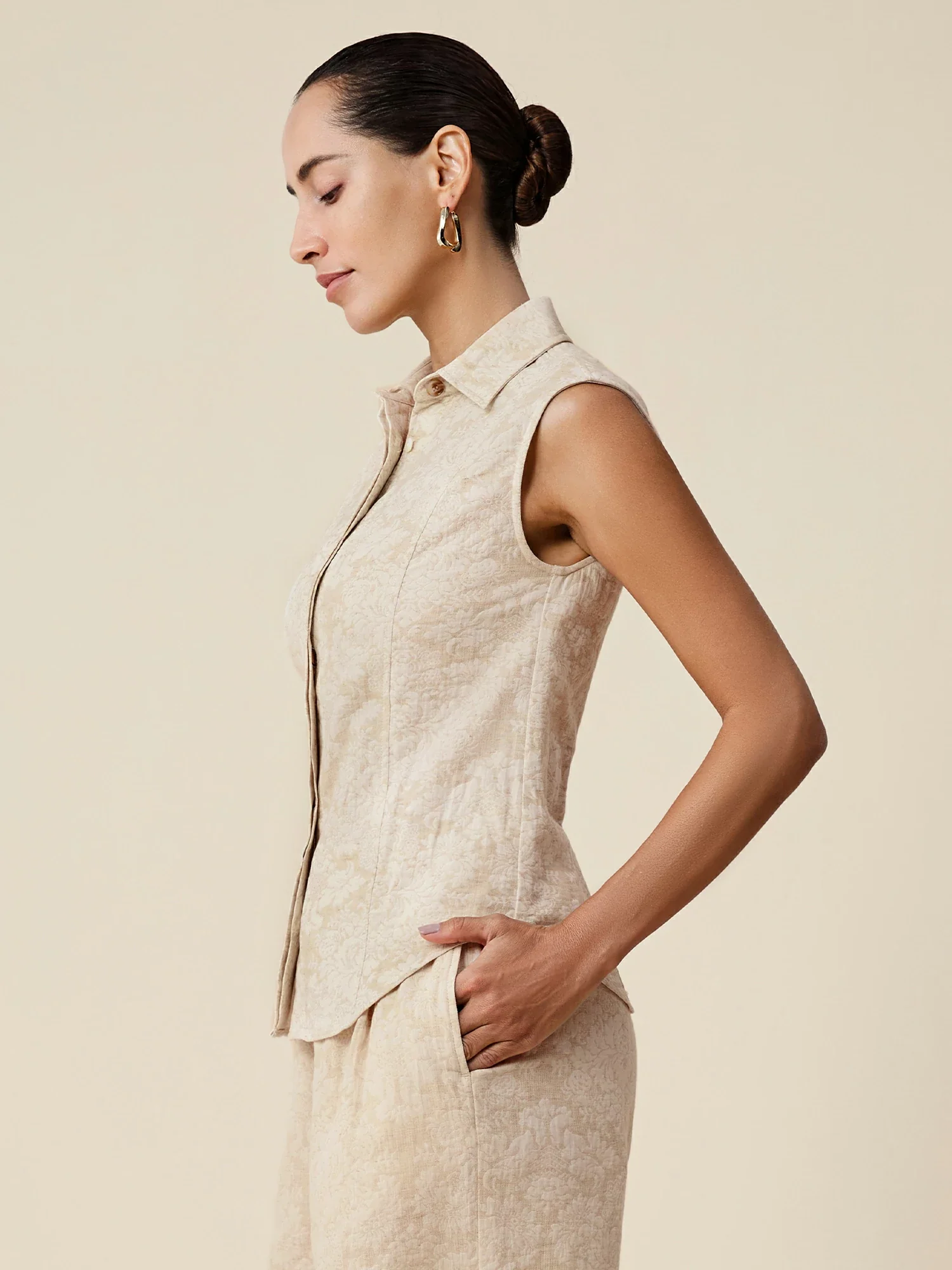 Cotton & Linen Lapel Sleeveless Jacquard Shirt
