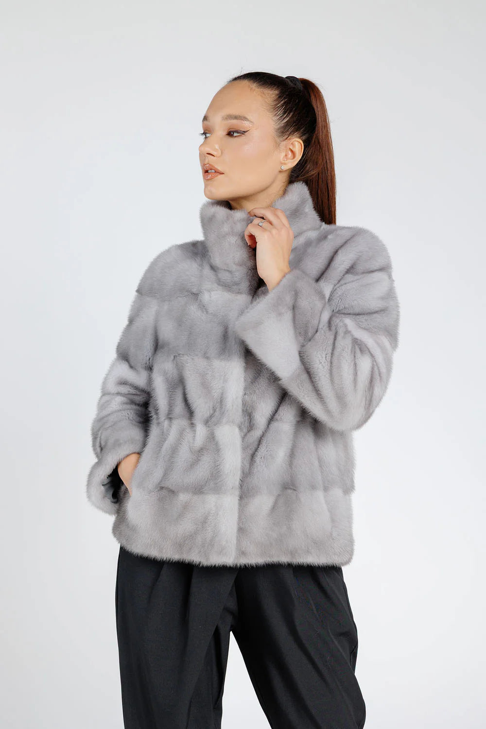 Haina din Blană Naturală de Vizon, Short, Femei, Sapphire 232