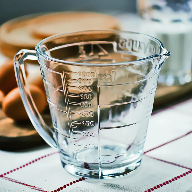 Glass Embossed  Measuring Cup & Lid