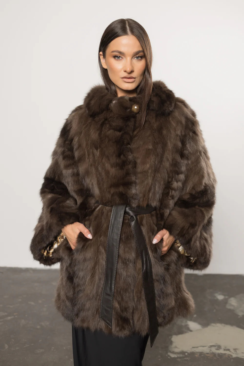 Haină din Blană Naturală de Zibelina, cu Cordon din Piele, Femei, Dark Sable 434