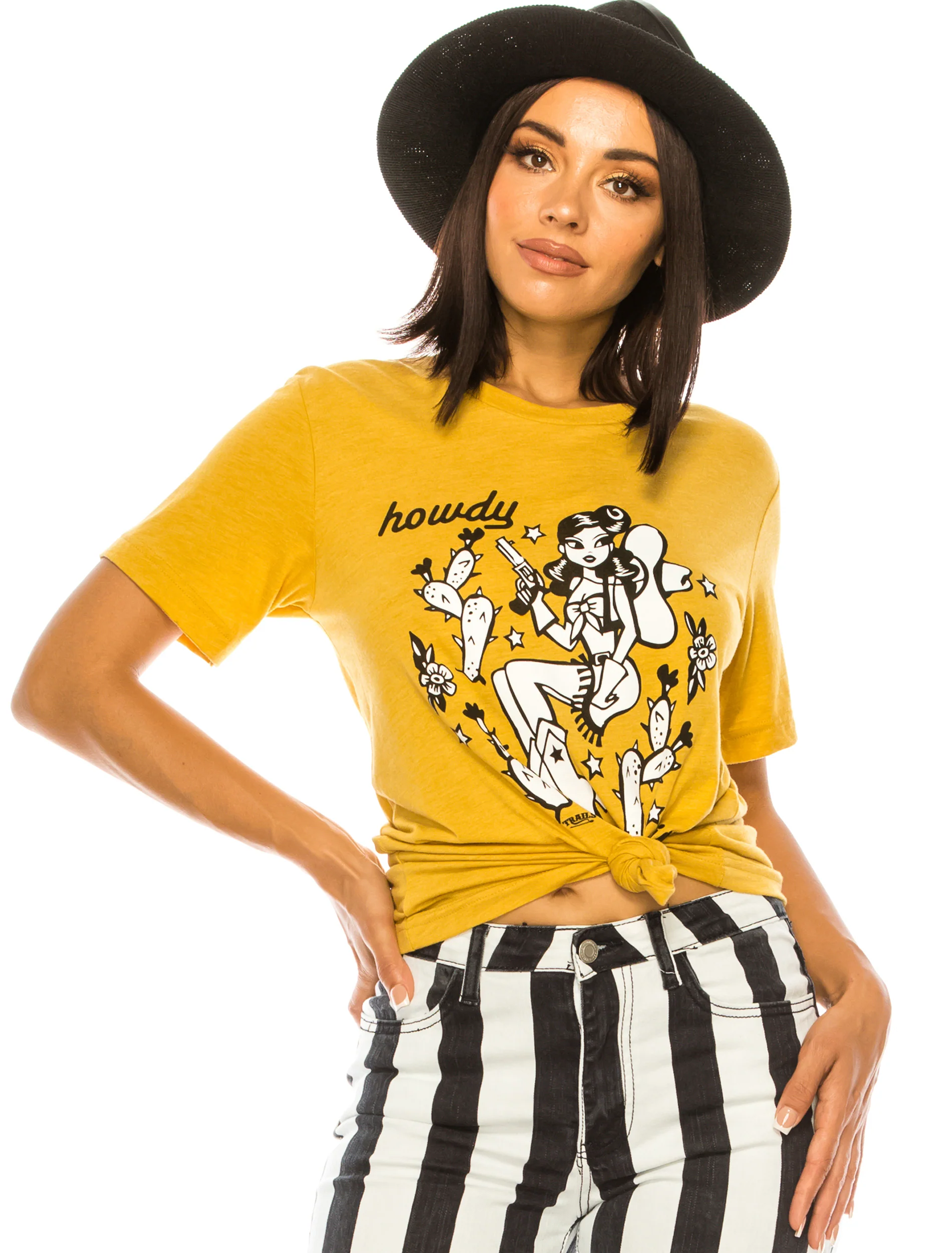 HOWDY DARLIN SHORT SLEEVE T SHIRT