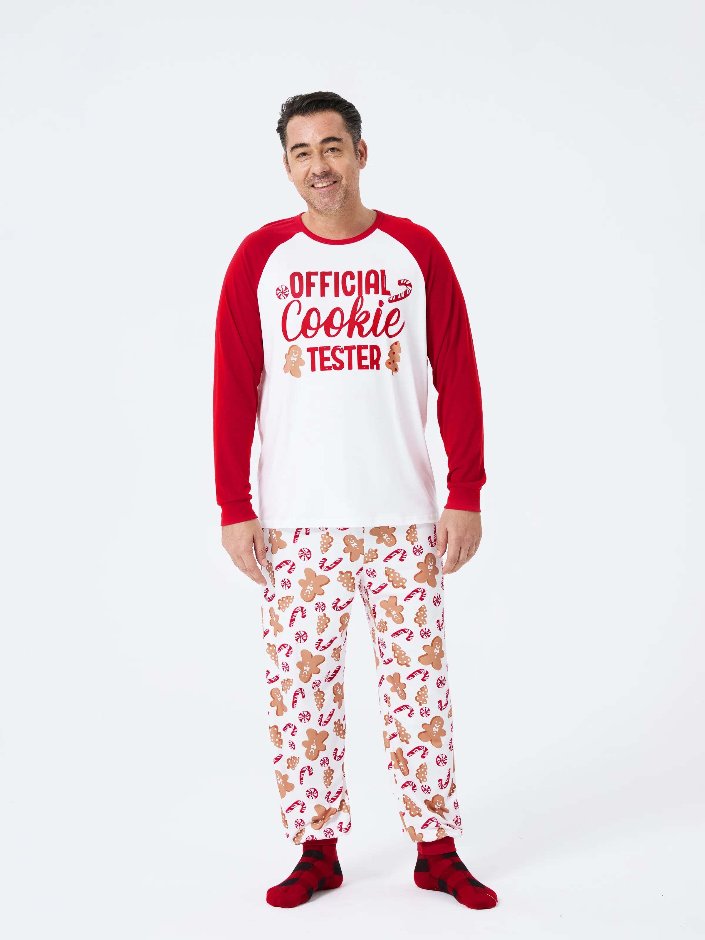 Christmas Matching Family Pajamas Set Gingerbread and Candy Cane Print PJS with Christmas Socks Red