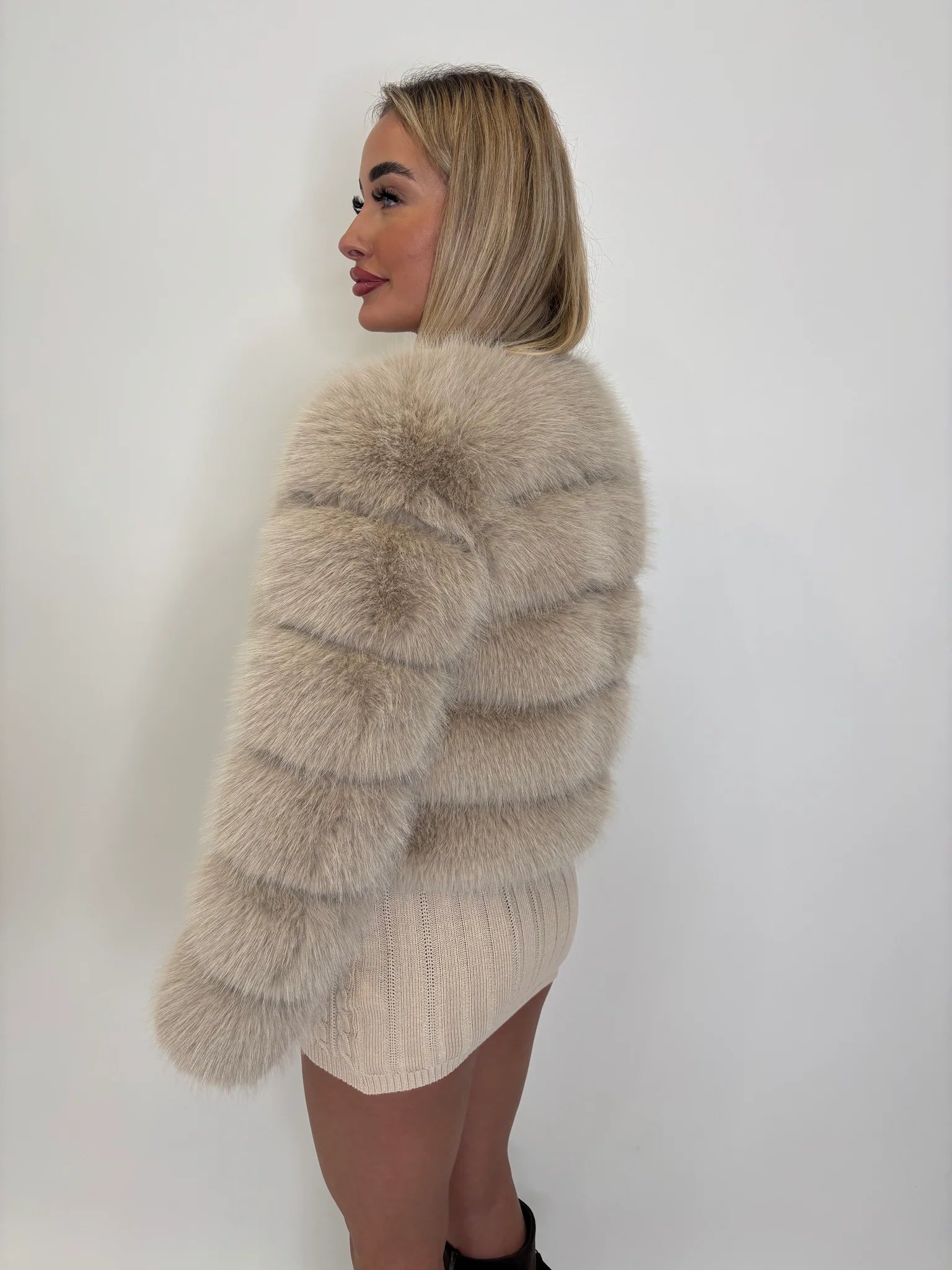 Faux Fur Cropped Collarless -Tiered Panel Winter Fluffy Soft Bubble Chunky Thick Coat Jacket Comfort Womenswear