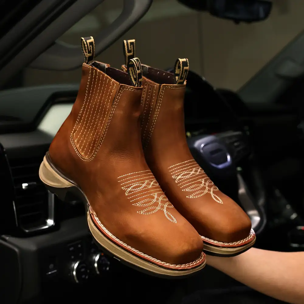 Tan Leather Botin With Lightweight Soles - Square Toe