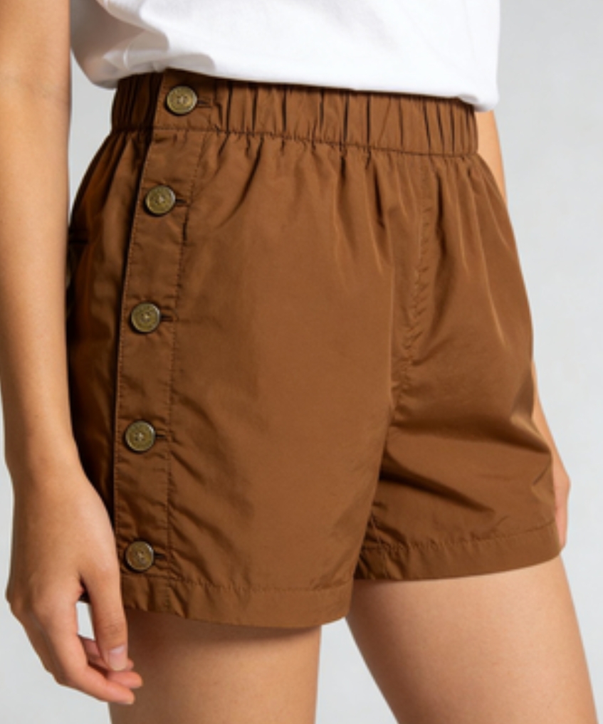 SIDE SNAP NYLON SHORTS - Daily Utility Staple