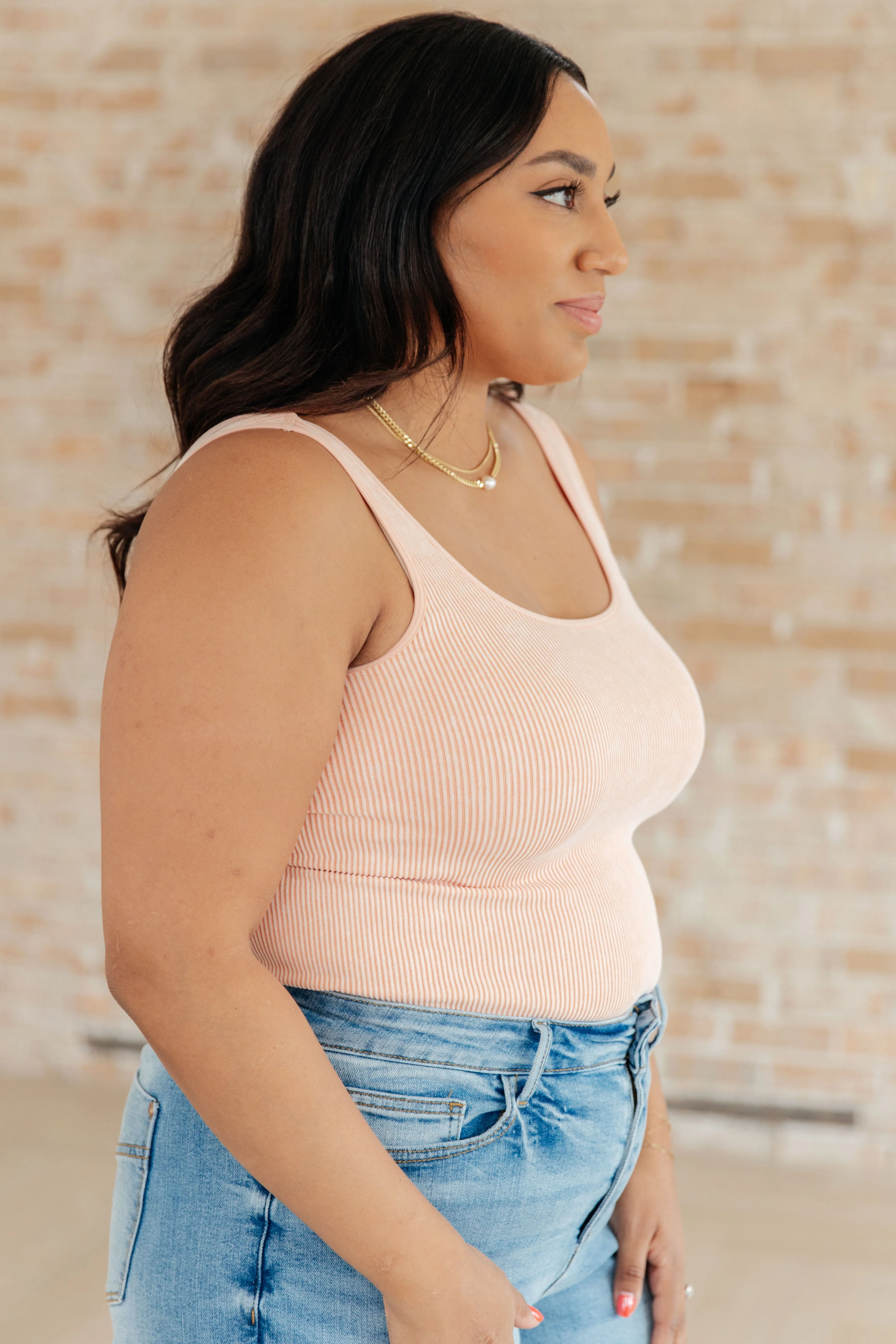 Ribbed Seamless Reversible Tank in Peach