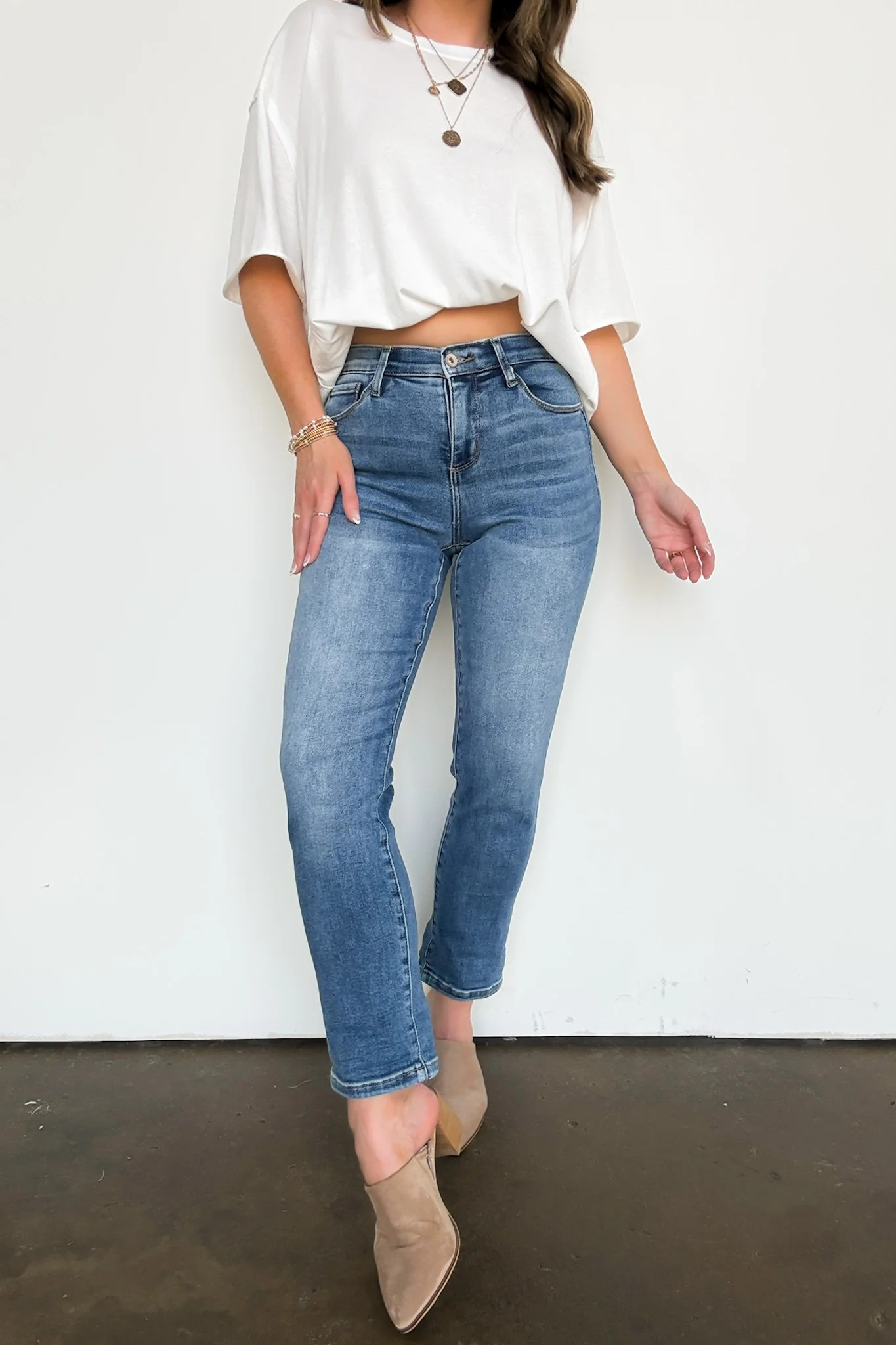 Mid Rise Slim Boyfriend Roll Hem Jeans