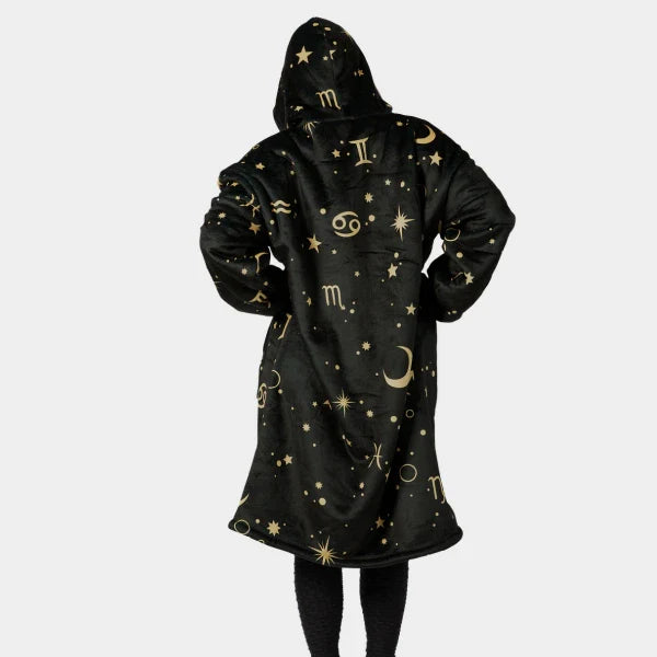 Wearable blanket Oversized with sherpa lining One size fits most.