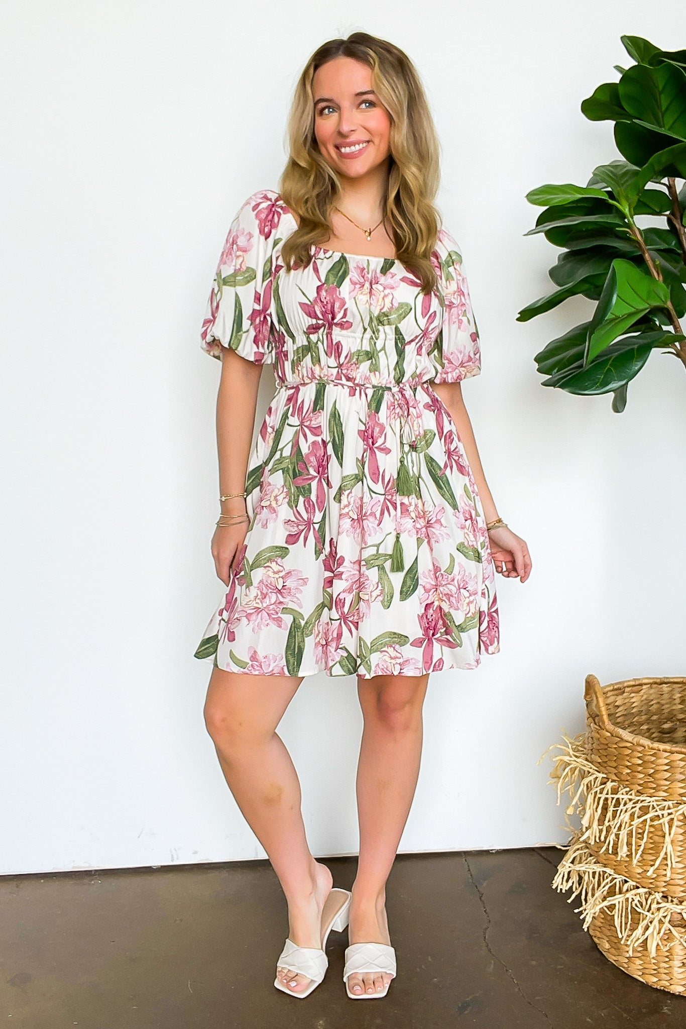 Refinement Floral Puff Sleeve Dress