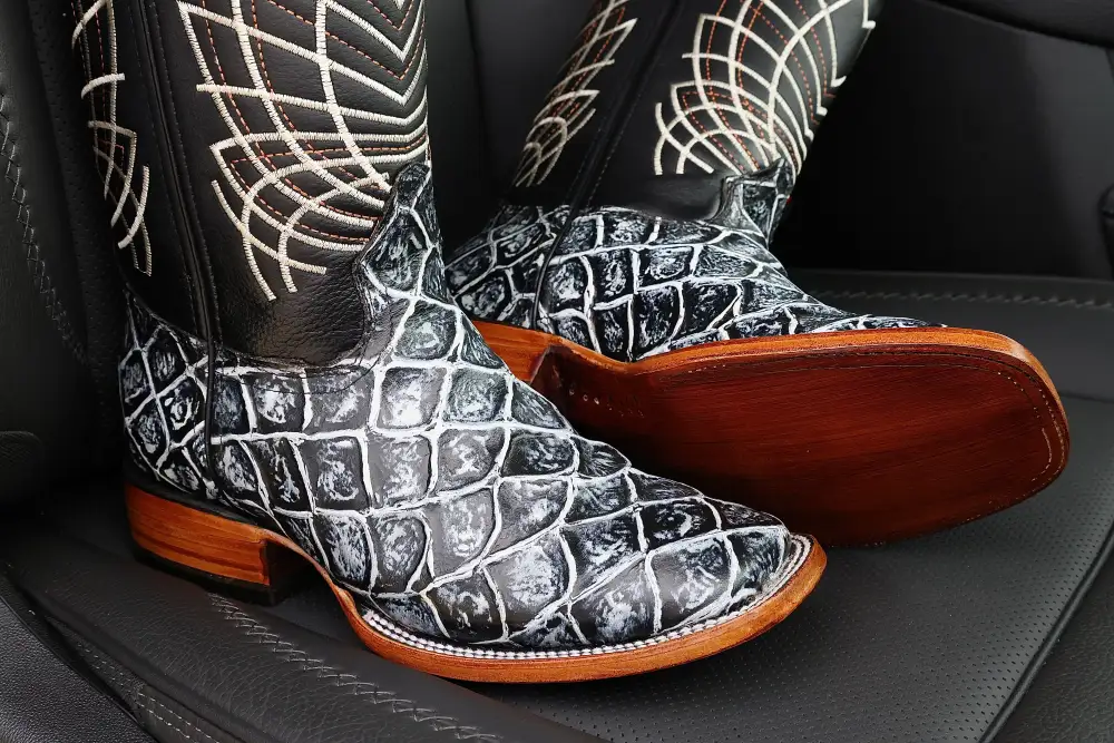 Desert Bone Pirarucu Leather Boots - Square Toe