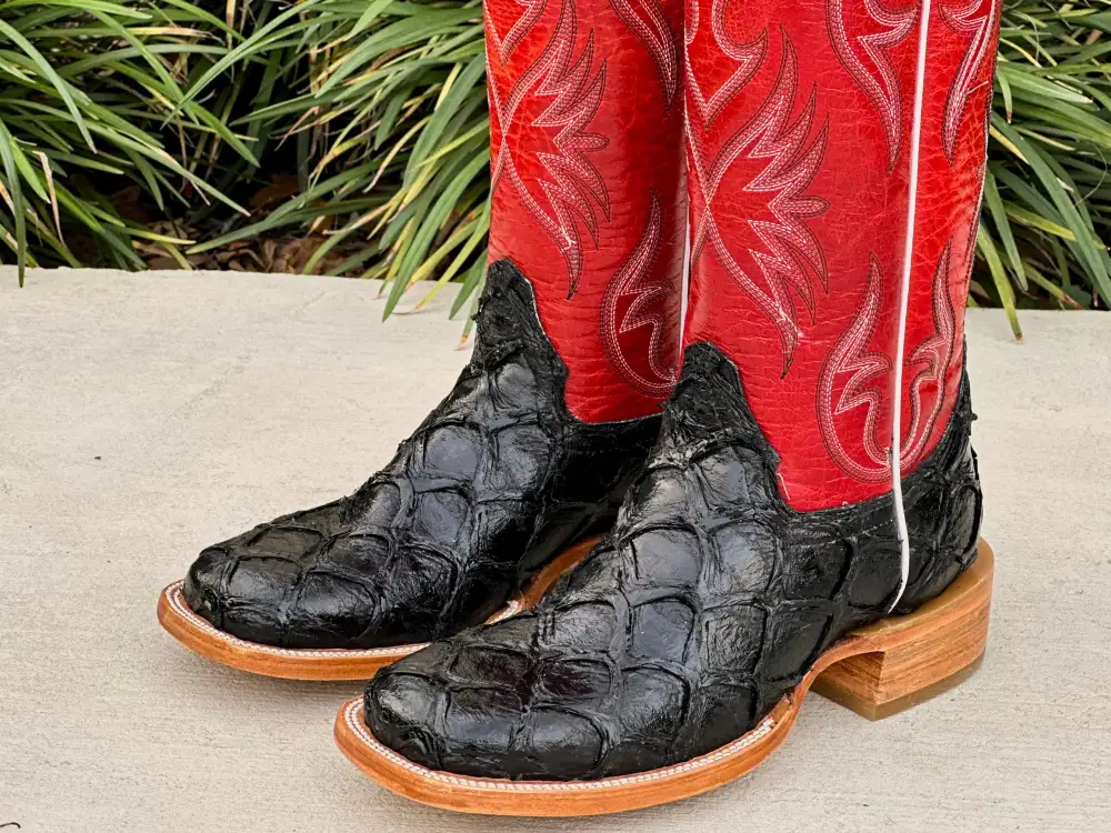 Men’s Black Pirarucu Leather Boots With Red Shaft