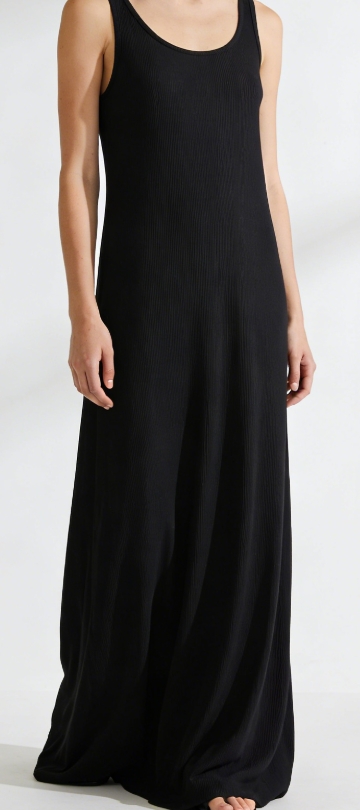 All-Day Wear Perfection: Soft Stretch Crepe Maxi Dress – Your Daily Go-To