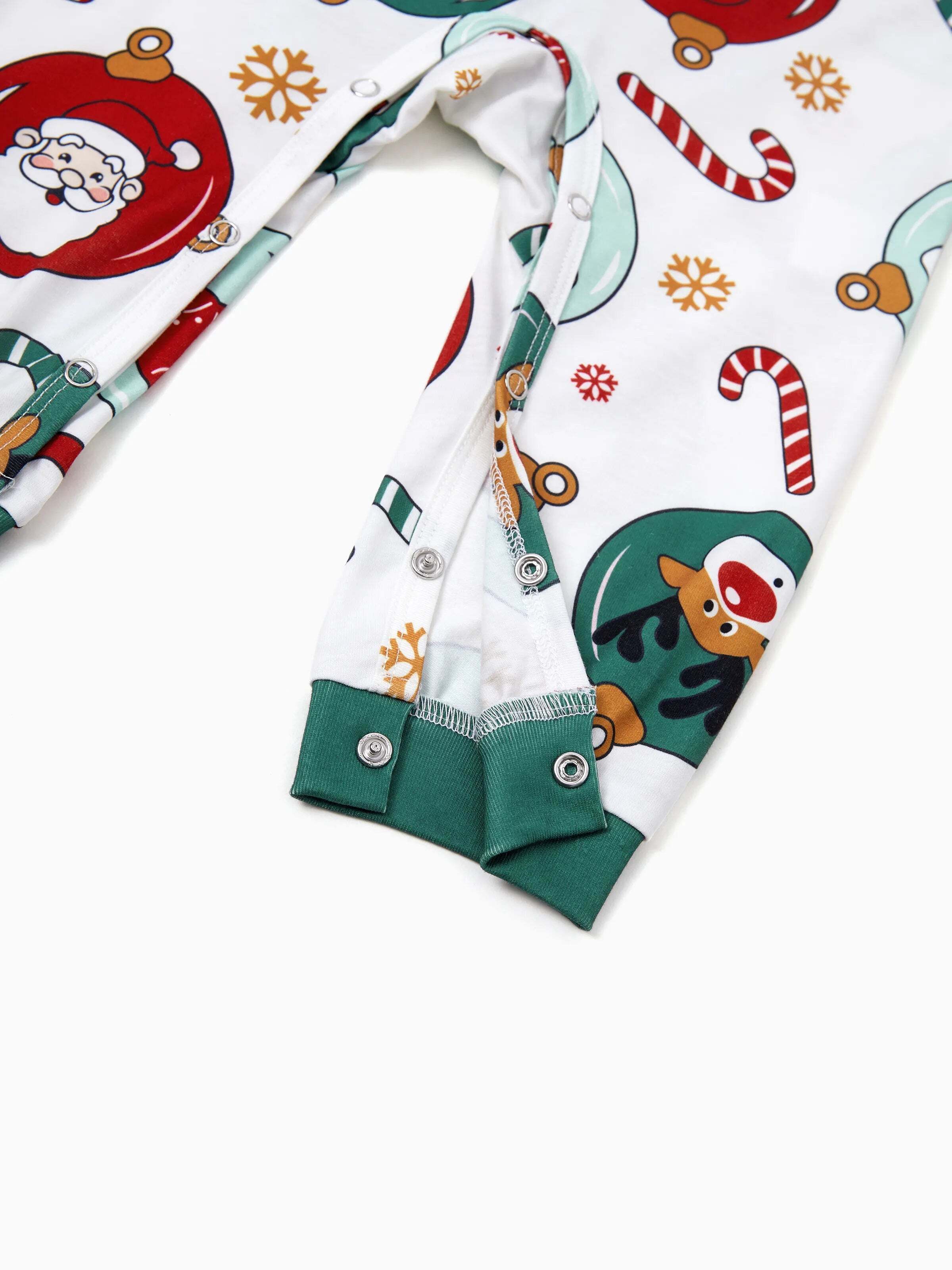 Christmas Matching Family Pajamas Set Reindeer and Santa Claus PJS with Christmas Socks Green