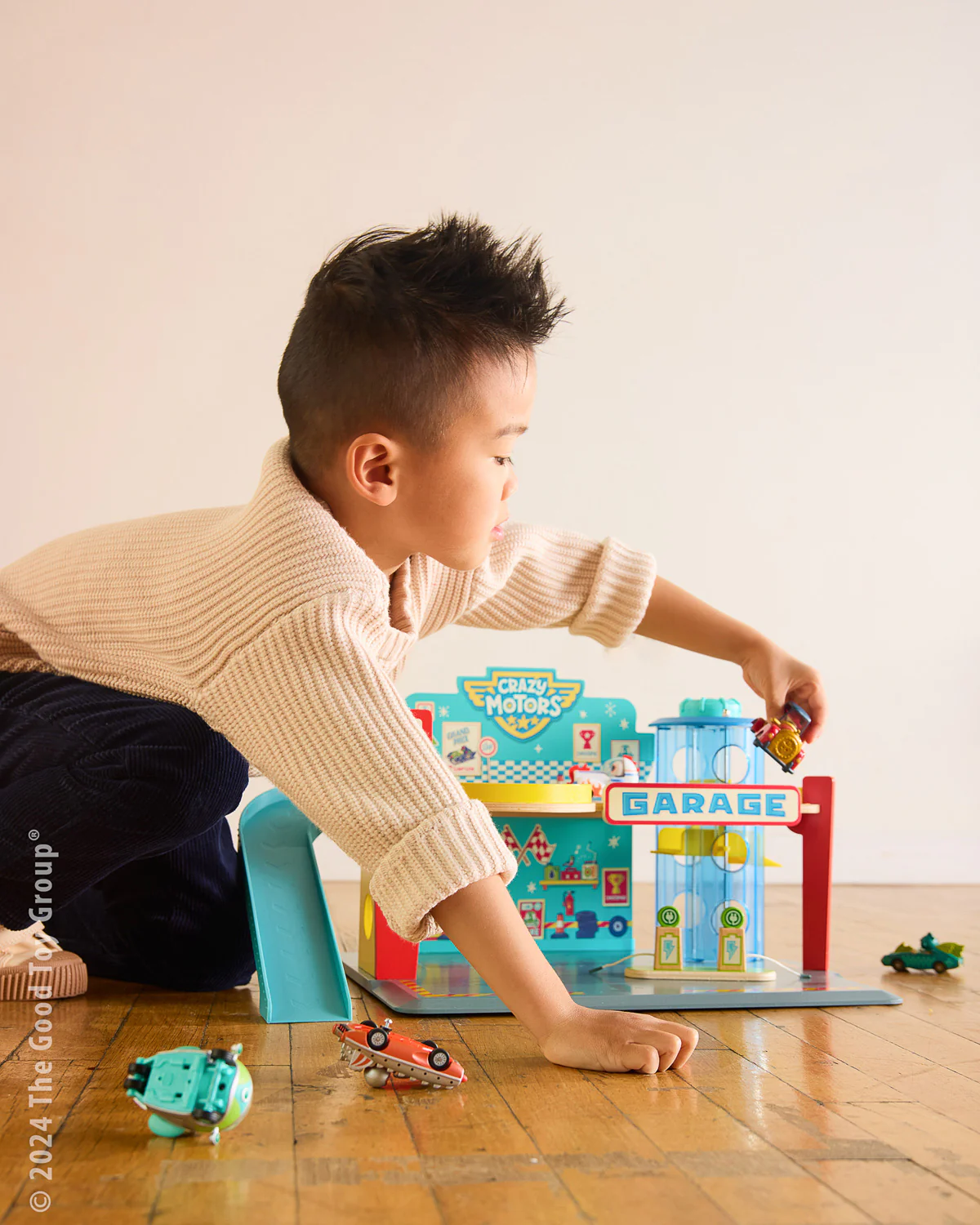 Crazy Garage Play Hub