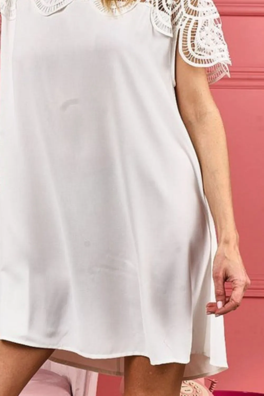 Crochet Lace Yoke Detailed Wrinkled Dress