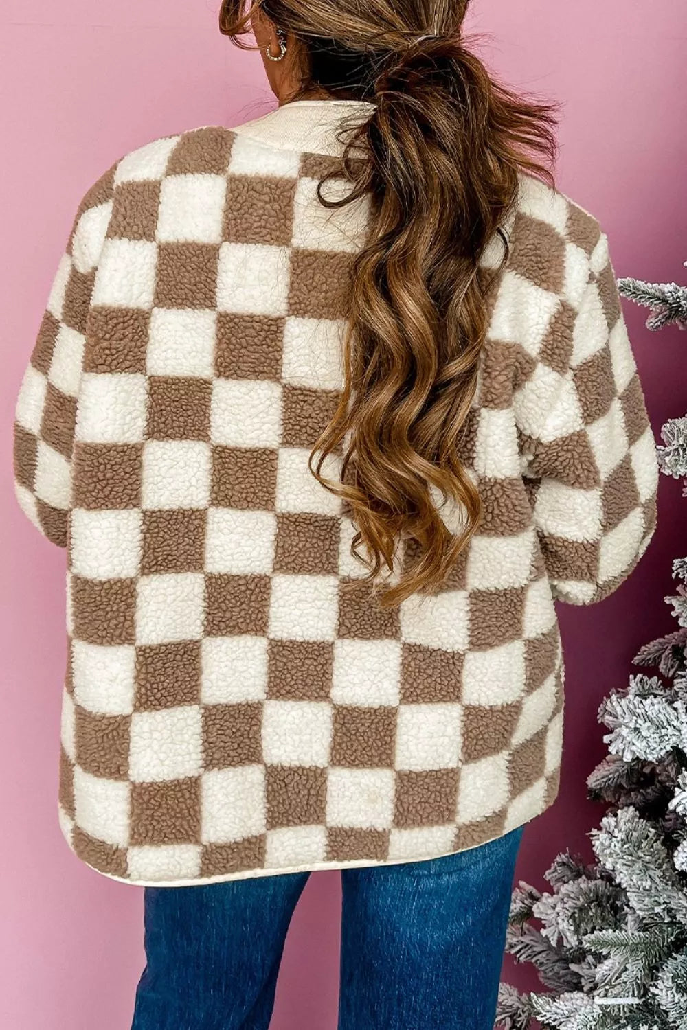 Oversized Checkered Sherpa Jacket - Cozy Style & Comfort