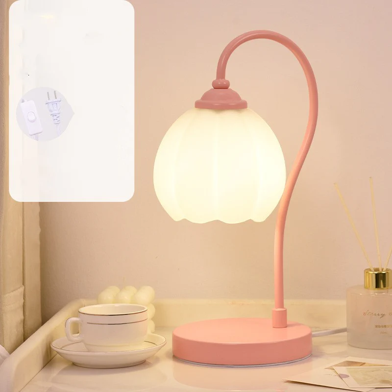 Bell Flower Table Lamp