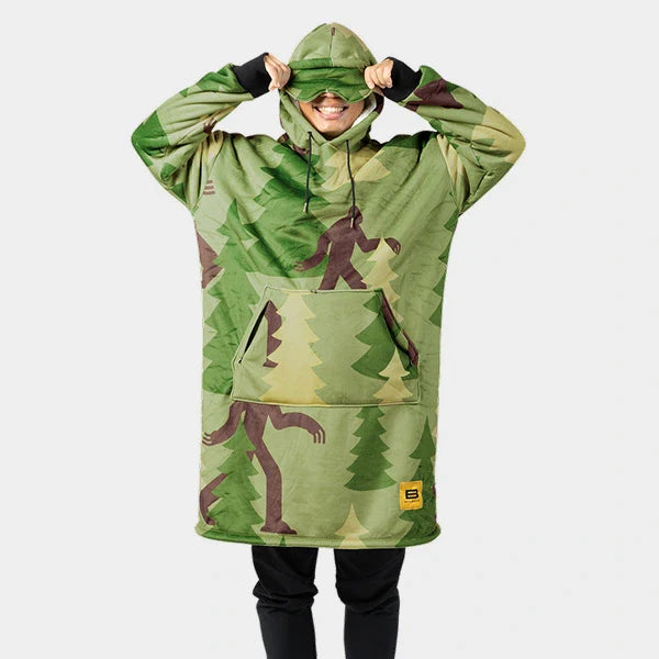 Wearable blanket Oversized with sherpa lining One size fits most.