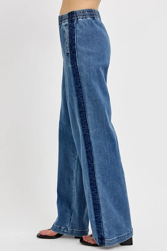 Full Size Elastic Waist Wide Leg Jeans Plus Size