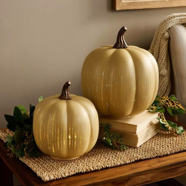 Twinkle Light Pumpkins