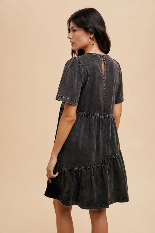Wear Mineral Washed Round Neck Short Sleeve Denim Dress