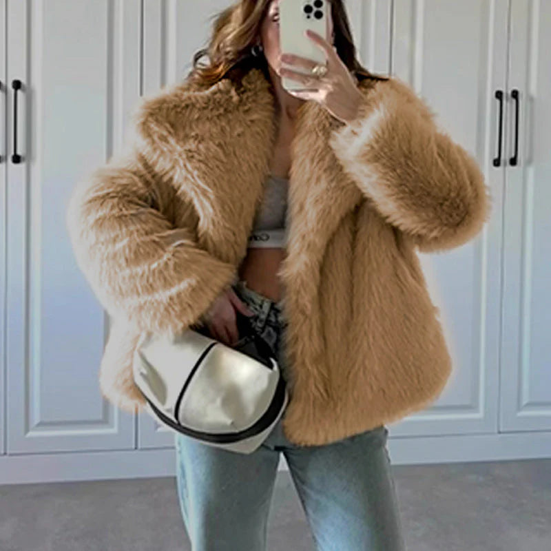 Winter pre-sale for women's fur coat, plush lining, soft collar