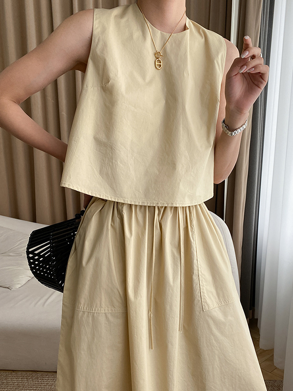 Solid Color Round-Neck Vest + High Waisted  Skirt Two Pieces Set