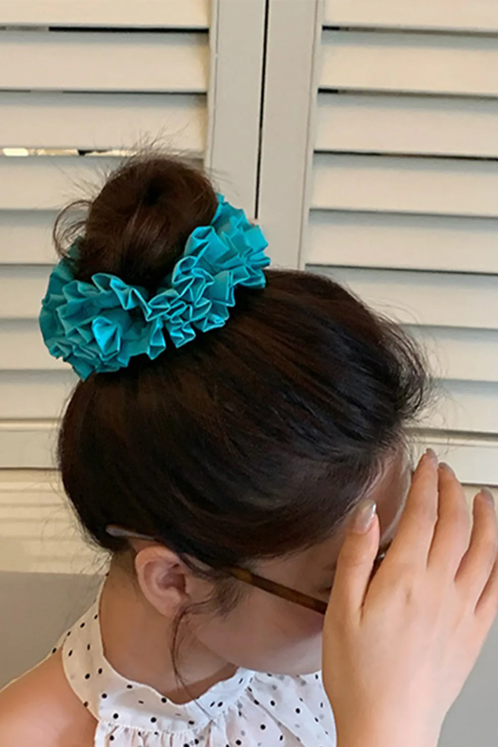 Lapis Large Flower Wrinkle Hair Scrunchie