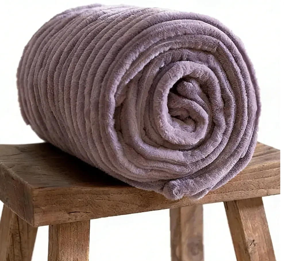 ❄️Wearable Luxury Sheepskin Blanket, Unisex Bathrobe & with Sleeves and Foot Bags🎄