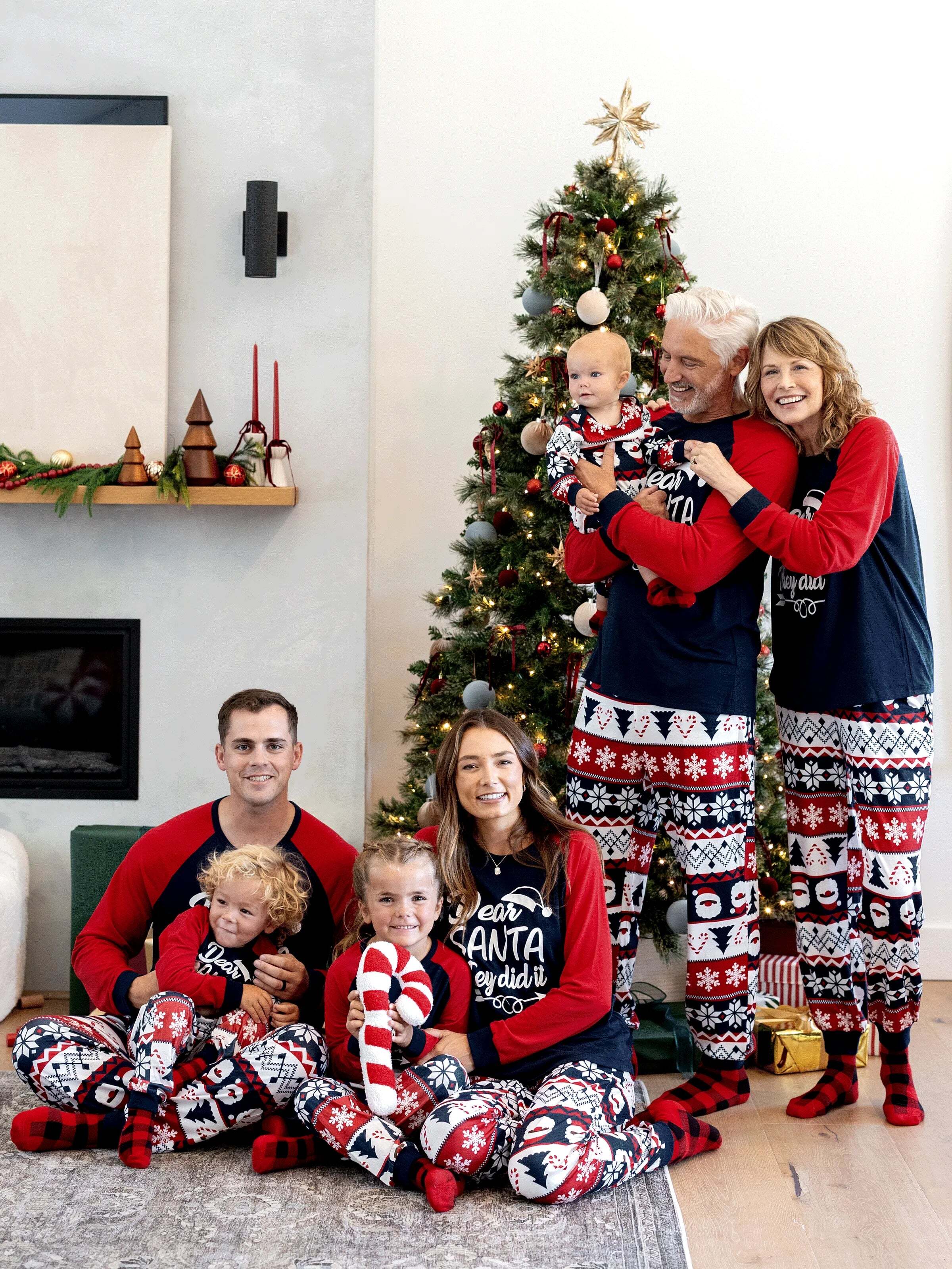 Christmas Matching Family Pajamas Set Glow In The Dark Santa Claus Print PJS with Christmas Socks Deep Blue