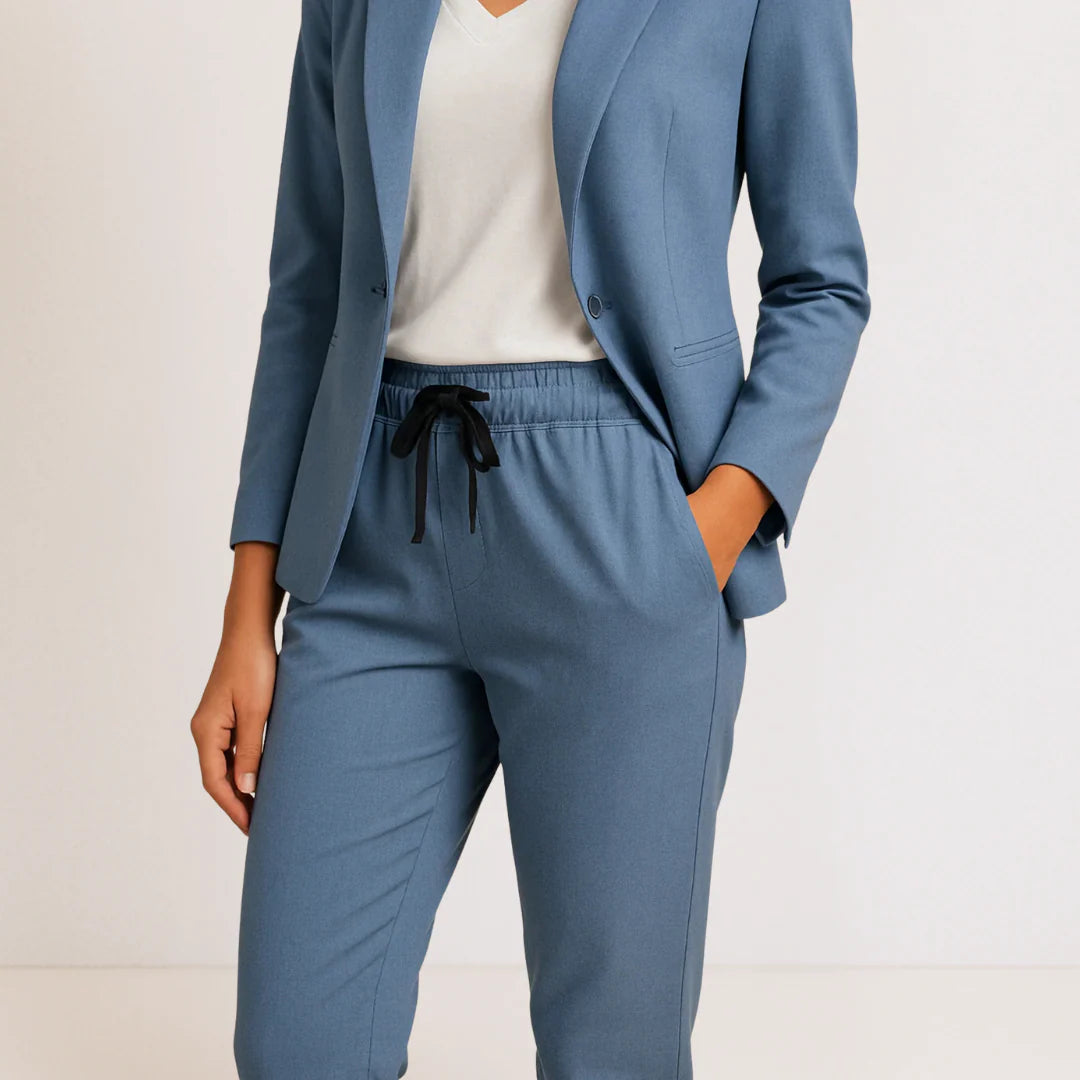 MoniqueKarstar | Women's Two-Piece Suit