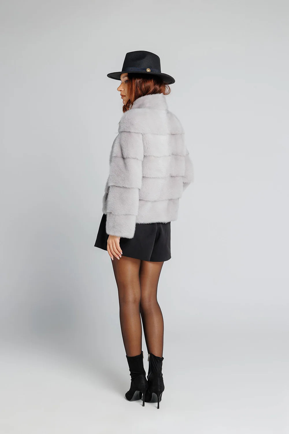 Haina din Blană Naturală de Vizon, Short, Femei, Liliac Grey 344