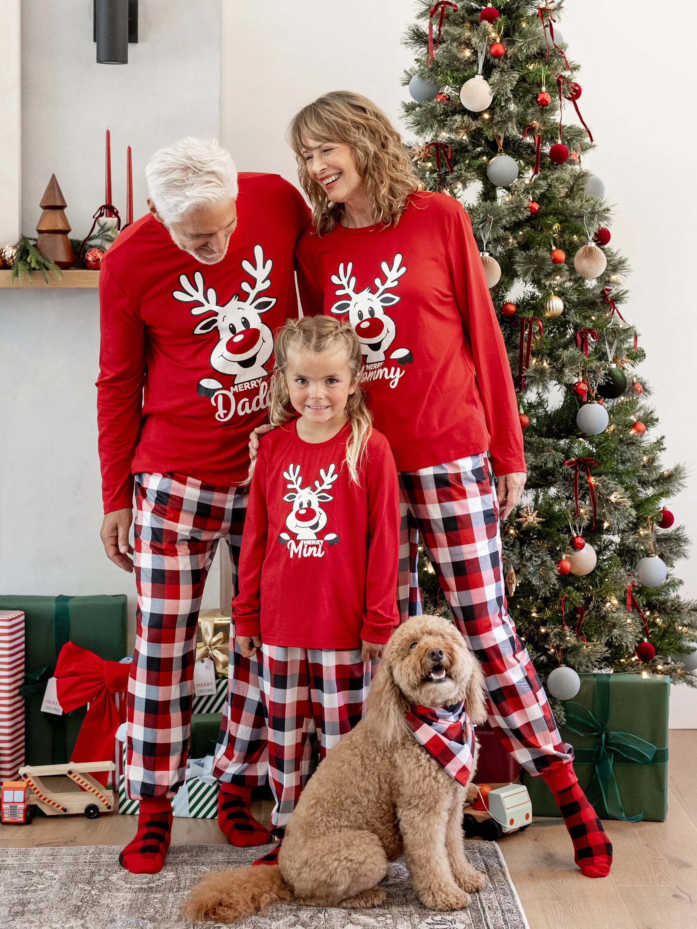 Christmas Matching Family Pajamas Set Glow In The Dark Reindeer Print PJS with Christmas Socks Red