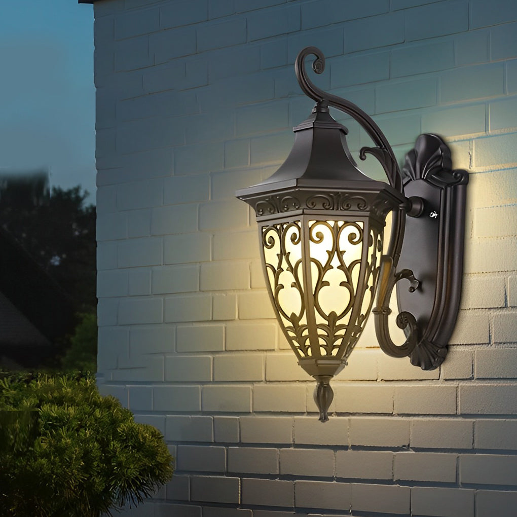 Vintage Flower Pattern Waterproof Black American Style Solar Wall Lamp