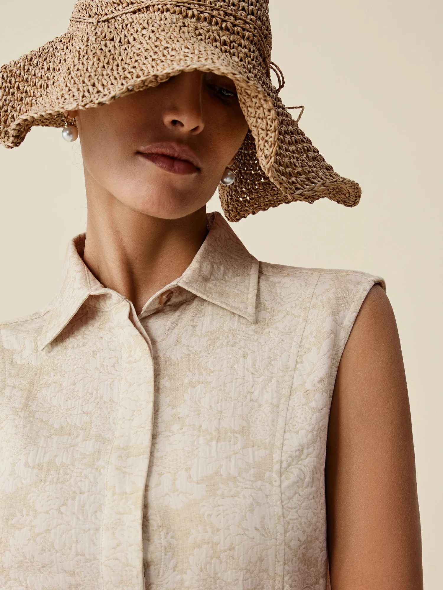 Cotton & Linen Lapel Sleeveless Jacquard Shirt