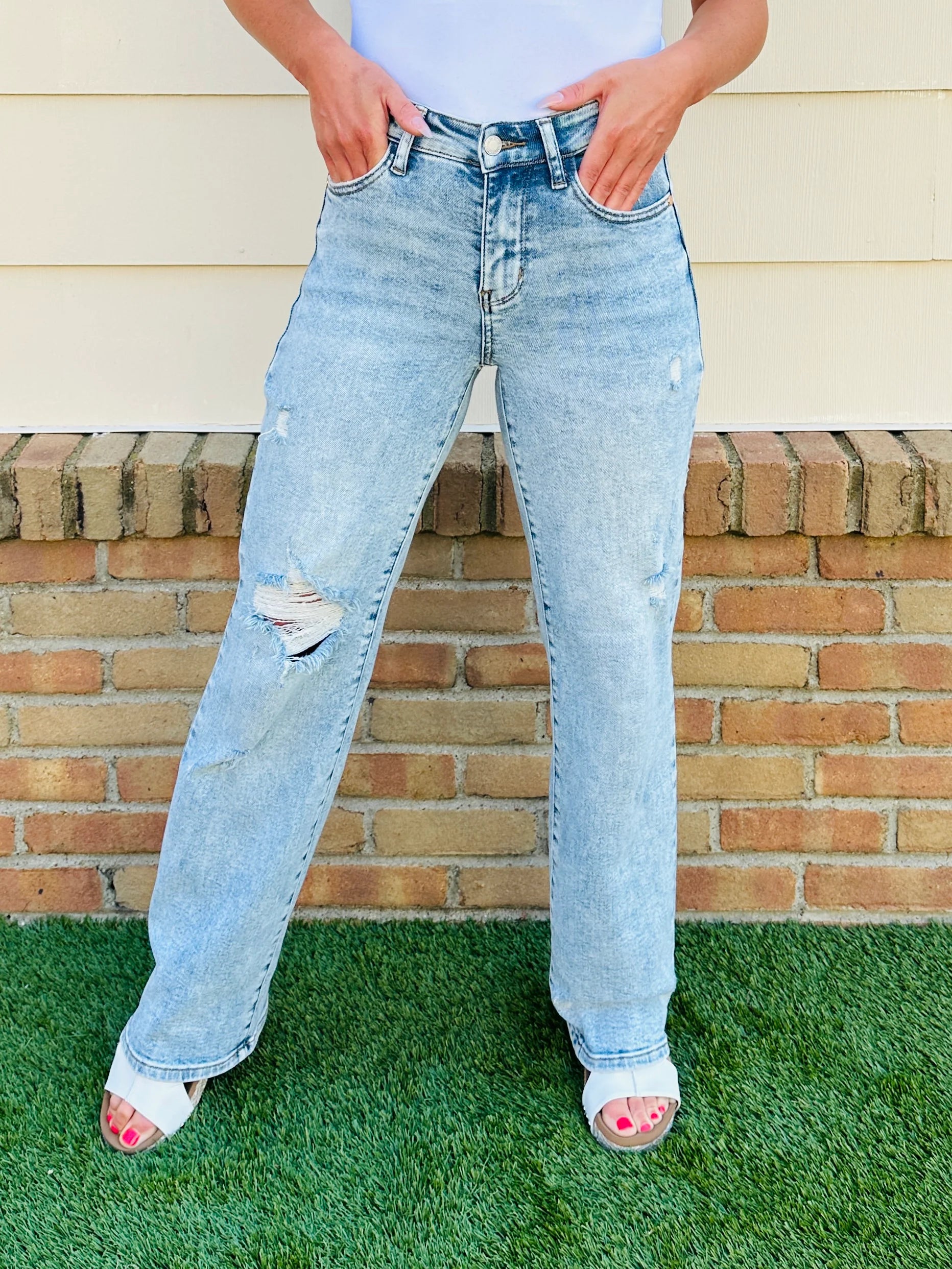 Judy Blue The Perfect Date Straight Jeans