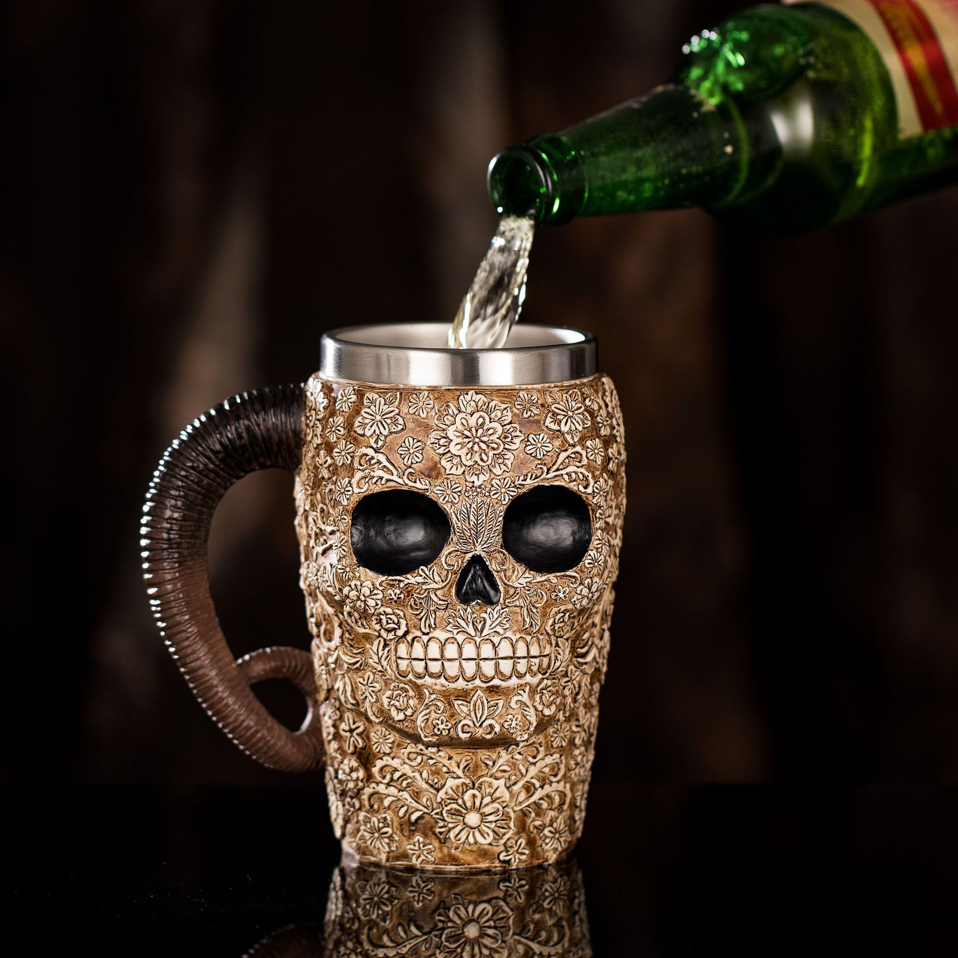 Scary Halloween Skull Crossbones Mug