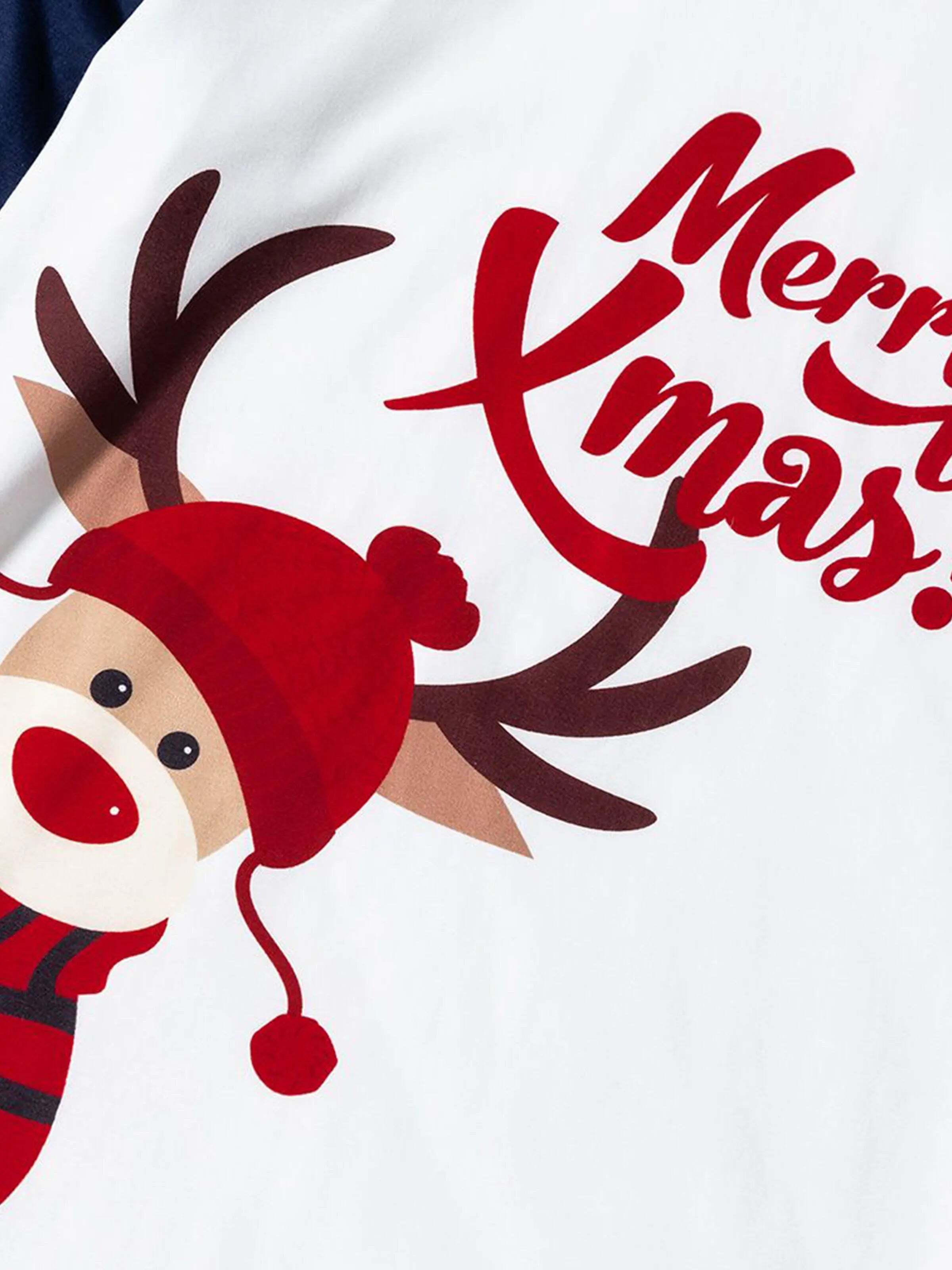 Christmas Family Pajamas Reindeer Pattern Big Graphic Raglan Sleeves Pajamas Sets with Christmas Socks Dark blue/White/Red