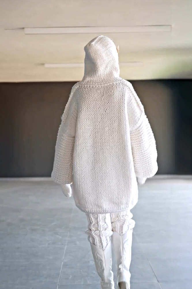 Women's textured casual hooded sweaters & pile socks