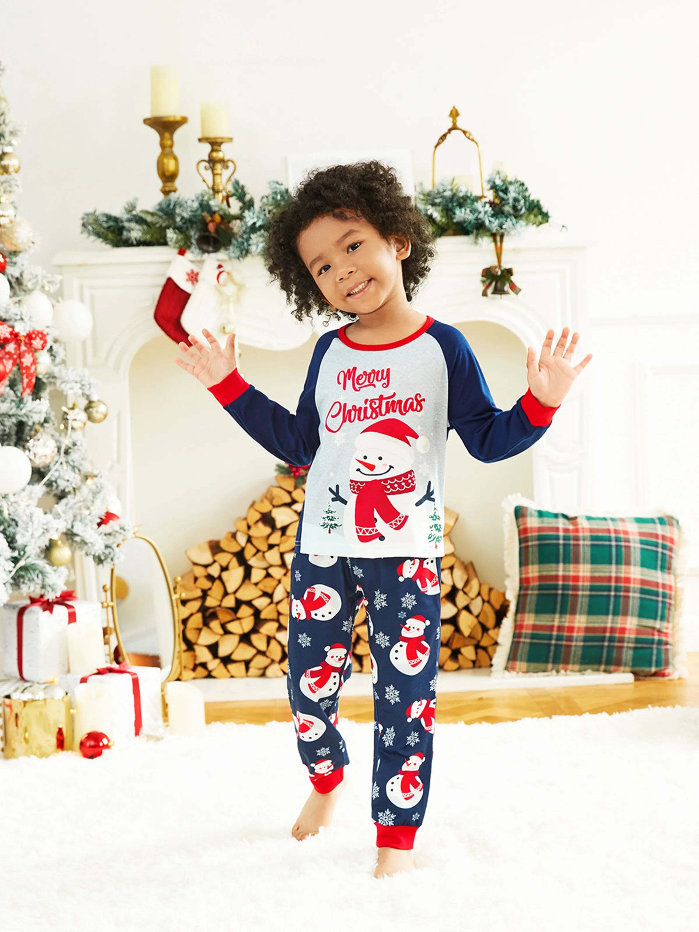 Christmas Snowman & Letter Print Family Matching Raglan-sleeve Pajamas Sets with Christmas Socks ColorBlock