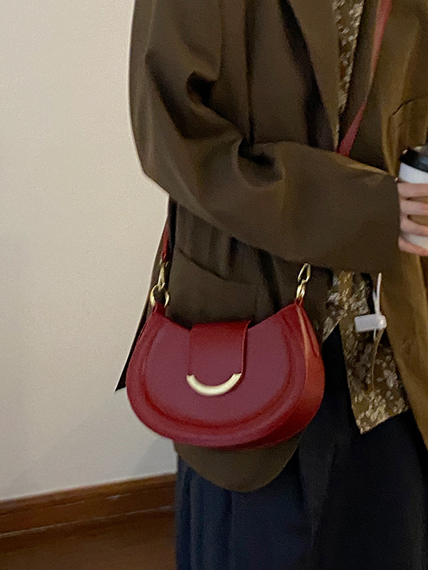 Stylish Underarm Bag Versatile Messenger Bag