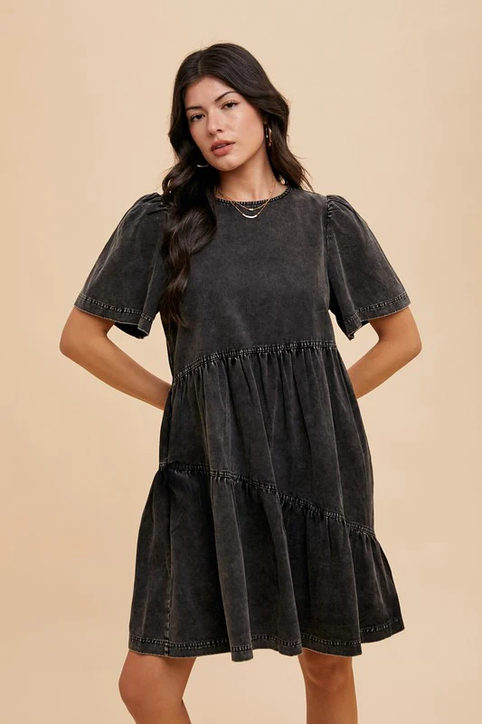Wear Mineral Washed Round Neck Short Sleeve Denim Dress