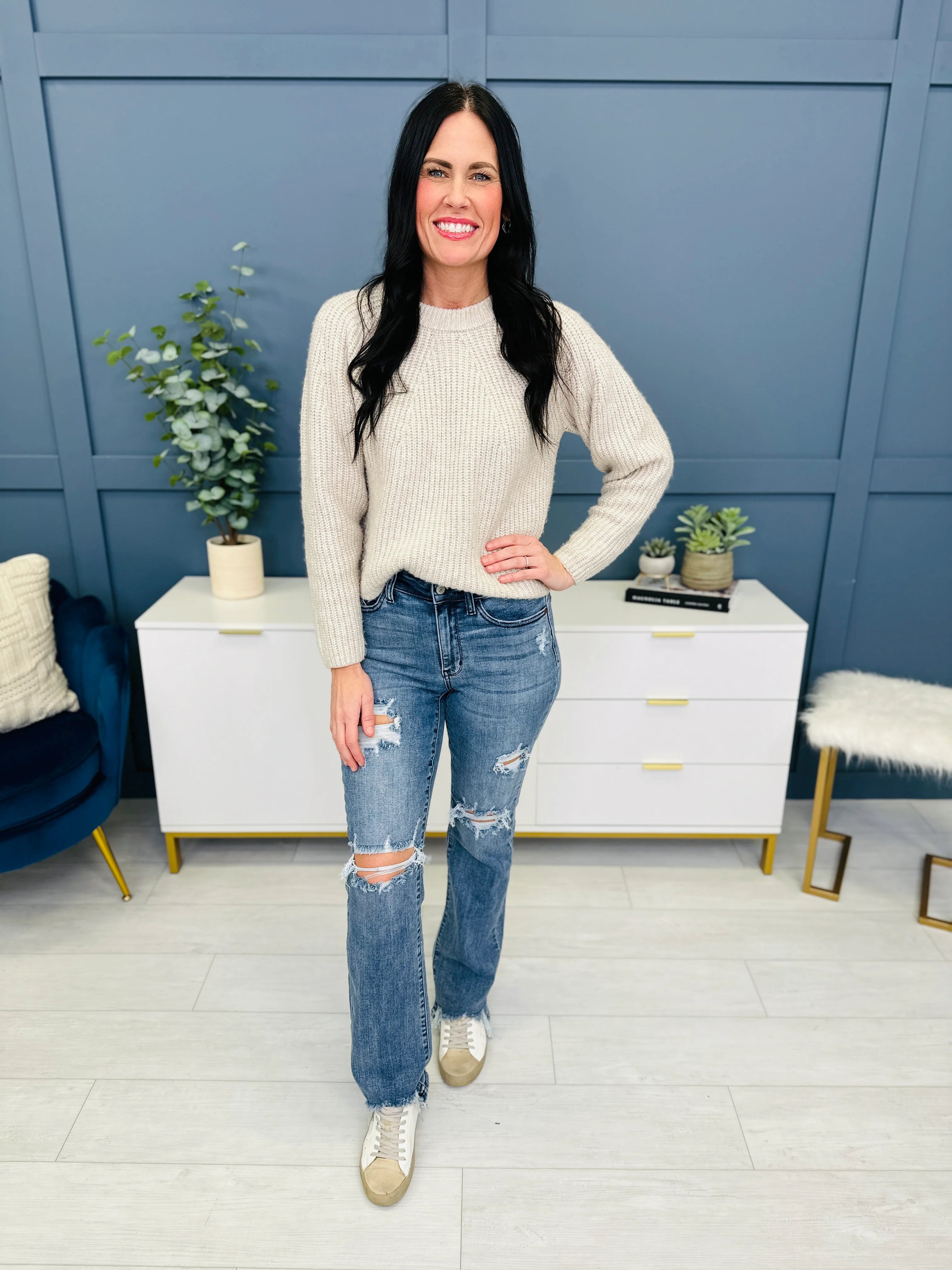 Judy Blue REG/CURVY Get Something Straight Mid Rise Jeans