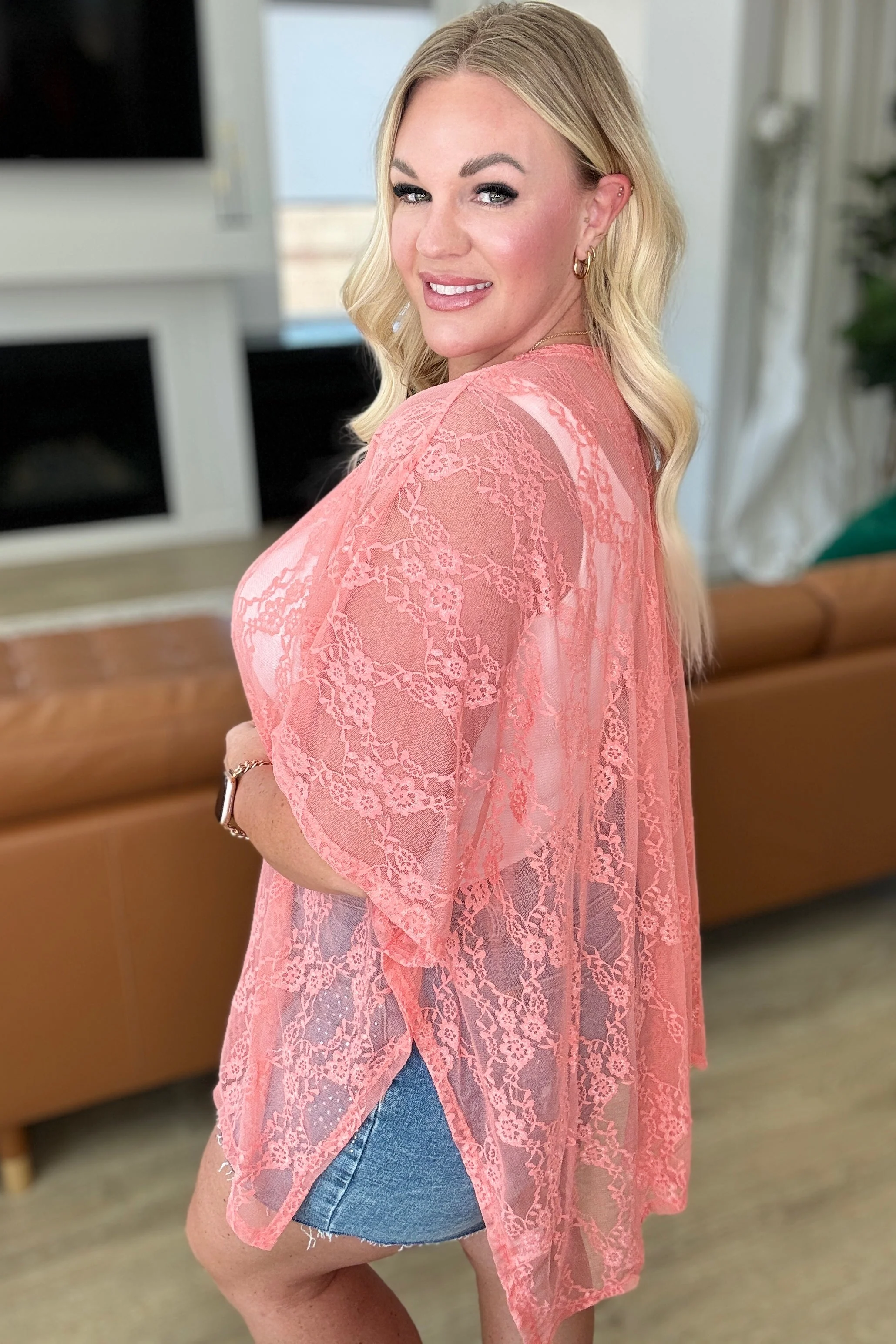 Ahead Lace Kimono In Coral